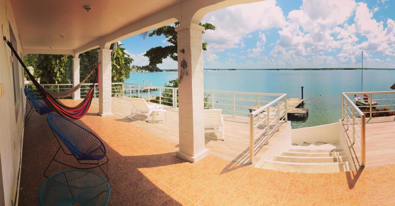 Casa Sol Y Luna Bacalar Bed & Breakfast Exterior photo