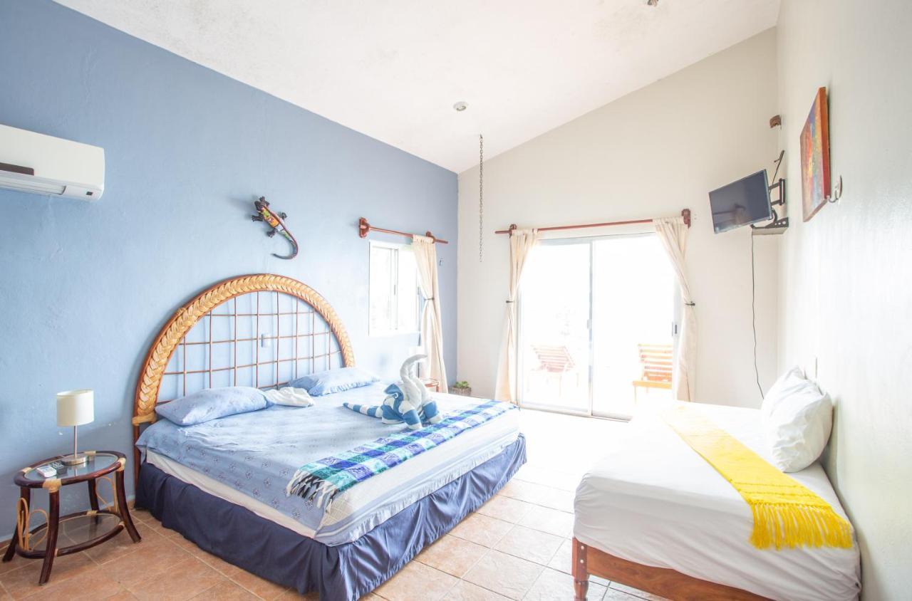 Casa Sol Y Luna Bacalar Bed & Breakfast Exterior photo