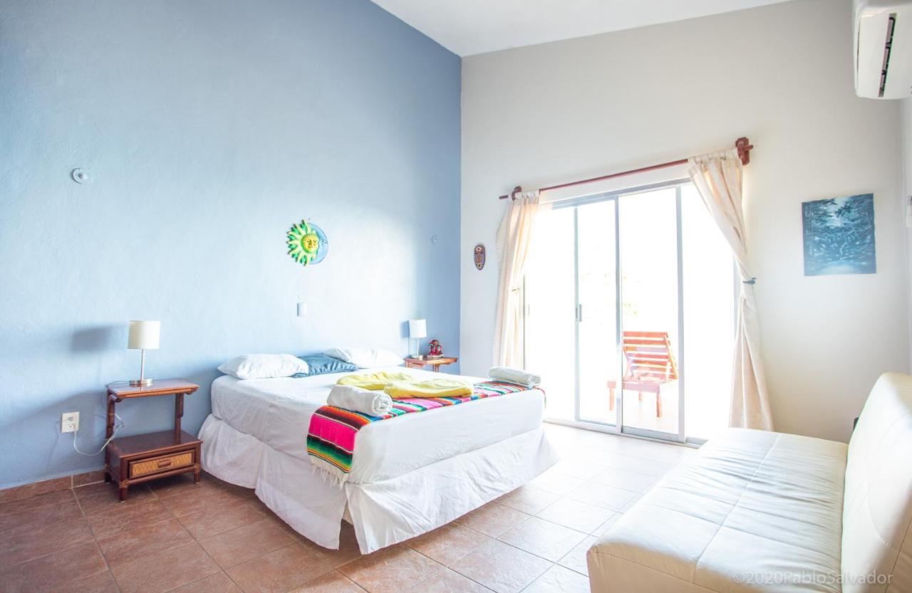 Casa Sol Y Luna Bacalar Bed & Breakfast Exterior photo