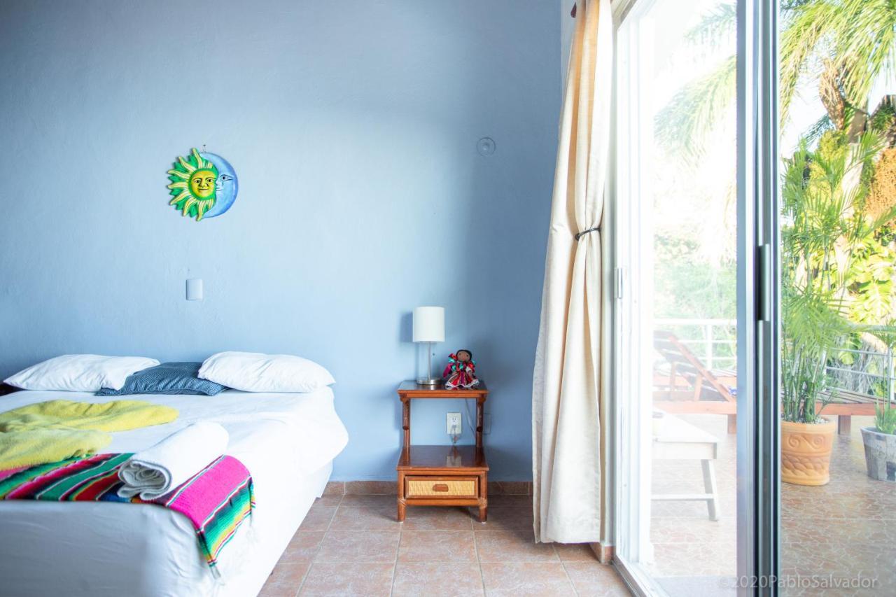 Casa Sol Y Luna Bacalar Bed & Breakfast Exterior photo